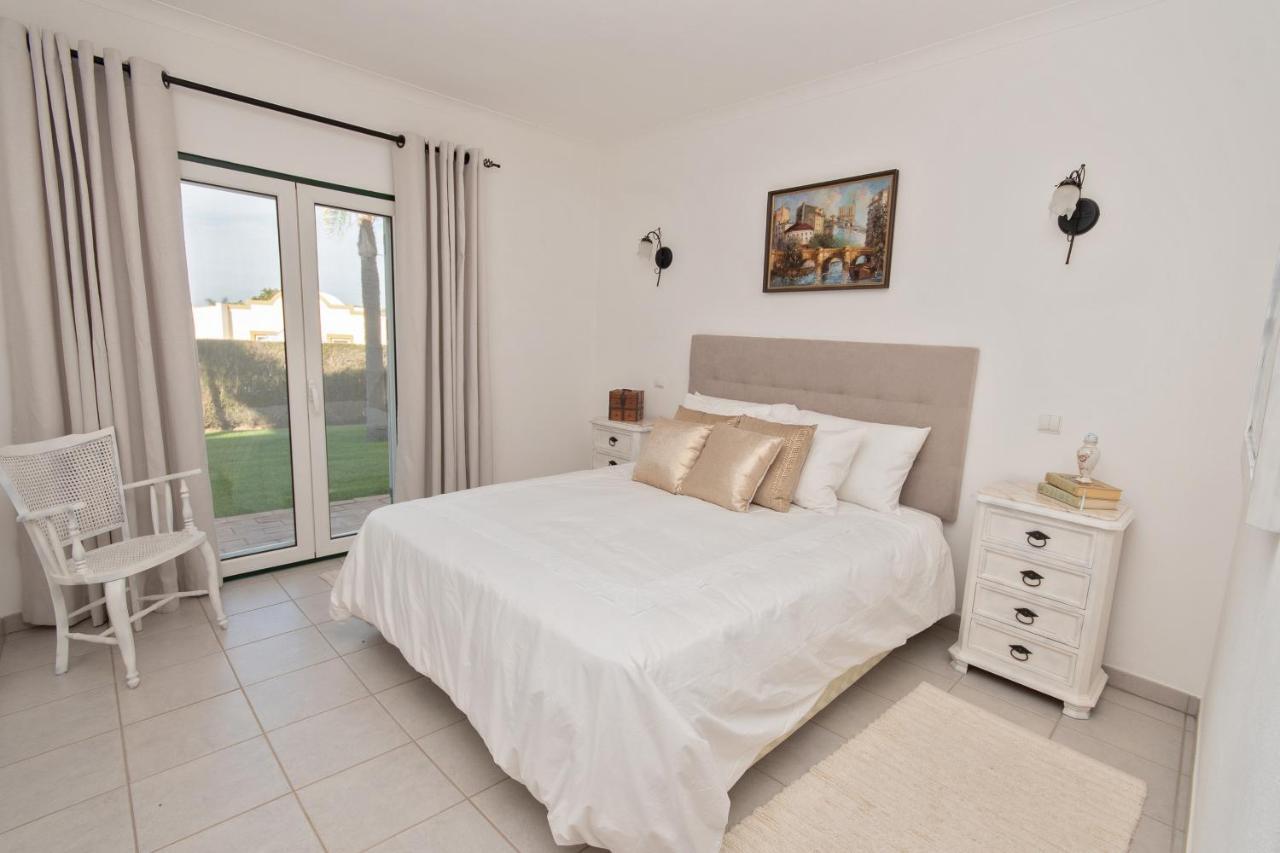 Carvoeiro, 2Br Pestana Gramacho Golf Apartment Estômbar المظهر الخارجي الصورة
