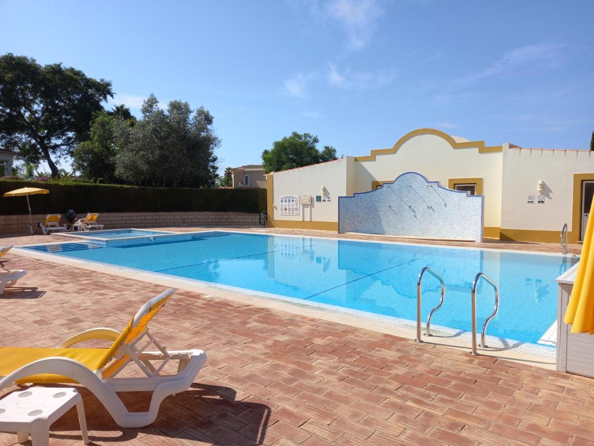 Carvoeiro, 2Br Pestana Gramacho Golf Apartment Estômbar المظهر الخارجي الصورة